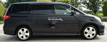 Honda Elysion Prestige SG – RR5 – Bild 2