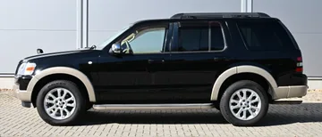 Ford Explorer V8 Eddie Bauer 4WD | Schwarz – Bild 3