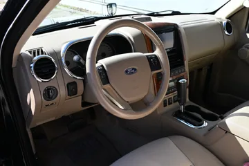 Ford Explorer V8 Eddie Bauer 4WD | Schwarz – Bild 10