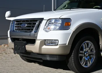 Ford Explorer V8 Eddie Bauer 4WD | Weiß – Bild 8