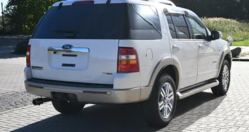 Ford Explorer V8 Eddie Bauer 4WD | Weiß – Bild 5