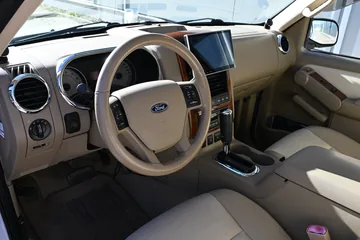 Ford Explorer V8 Eddie Bauer 4WD | Weiß – Bild 12