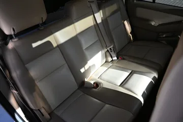 Ford Explorer V8 Eddie Bauer 4WD | Weiß – Bild 16