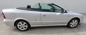 Opel Astra Cabriolet 2.2 16V – Bertone – Bild 4
