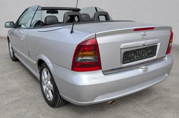 Opel Astra Cabriolet 2.2 16V – Bertone – Bild 6