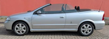 Opel Astra Cabriolet 2.2 16V – Bertone – Bild 8