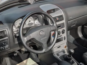 Opel Astra Cabriolet 2.2 16V – Bertone – Bild 14