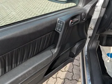 Opel Astra Cabriolet 2.2 16V – Bertone – Bild 16